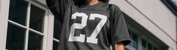 Moda oversize en 2025, ¿por qué sigue siendo tendencia?